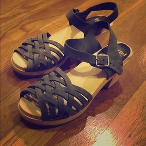 Swedish Hasbeens clogs sandals